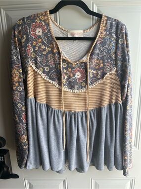 Sugarfly Floral Patchwork Tunic in Gray, Gold and Cream